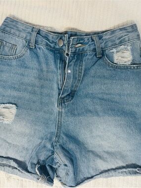SHEIN High Rise Distressed Light Wash
Denim Shorts Size 28
